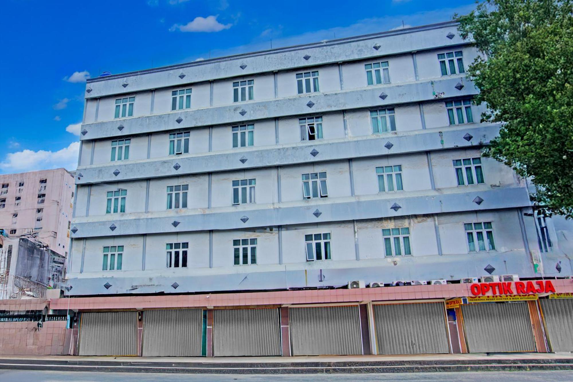 Townhouse Oak Near Jembatan Ampera Formerly Azzura Palembang